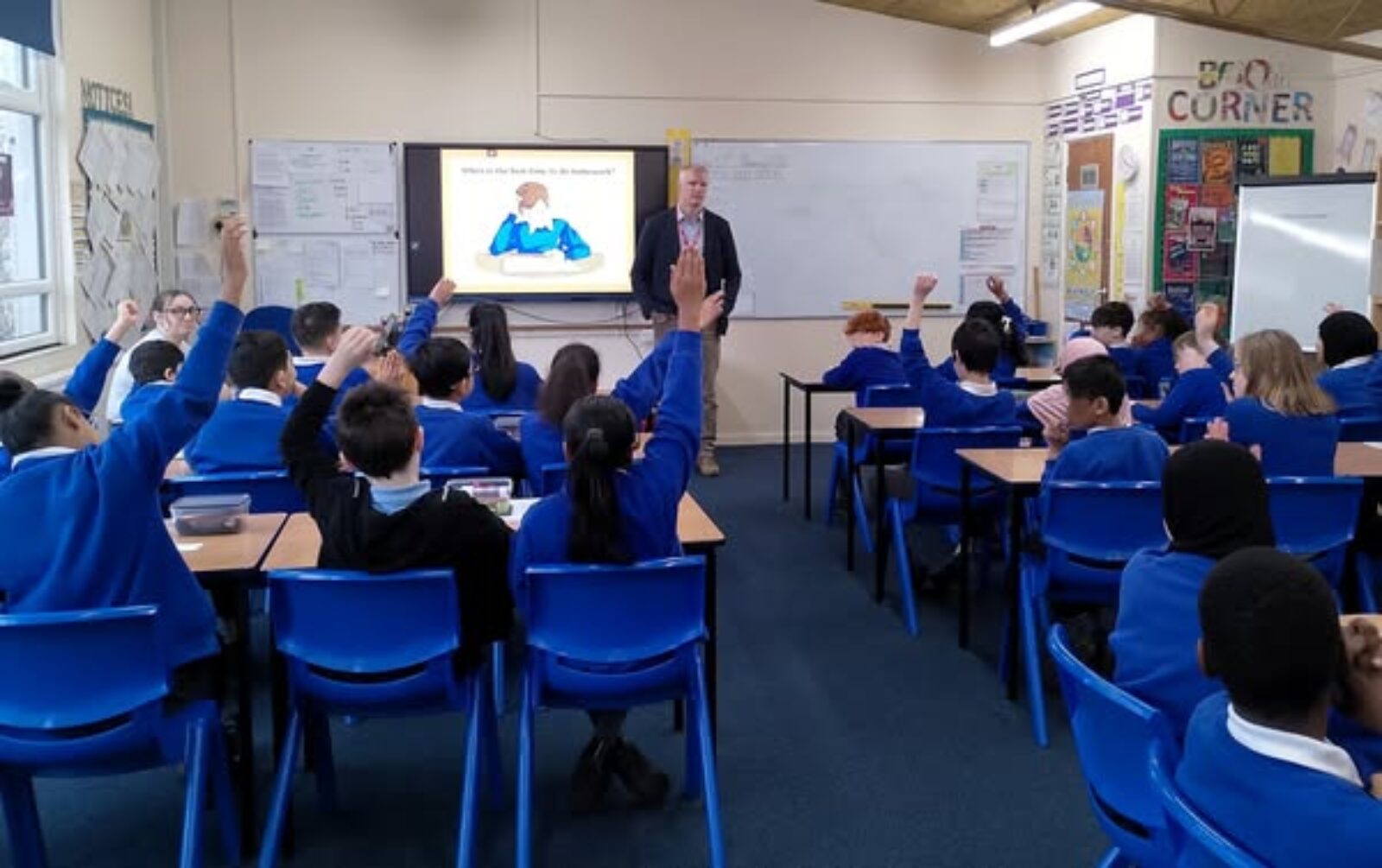 Al taking questions from pupils